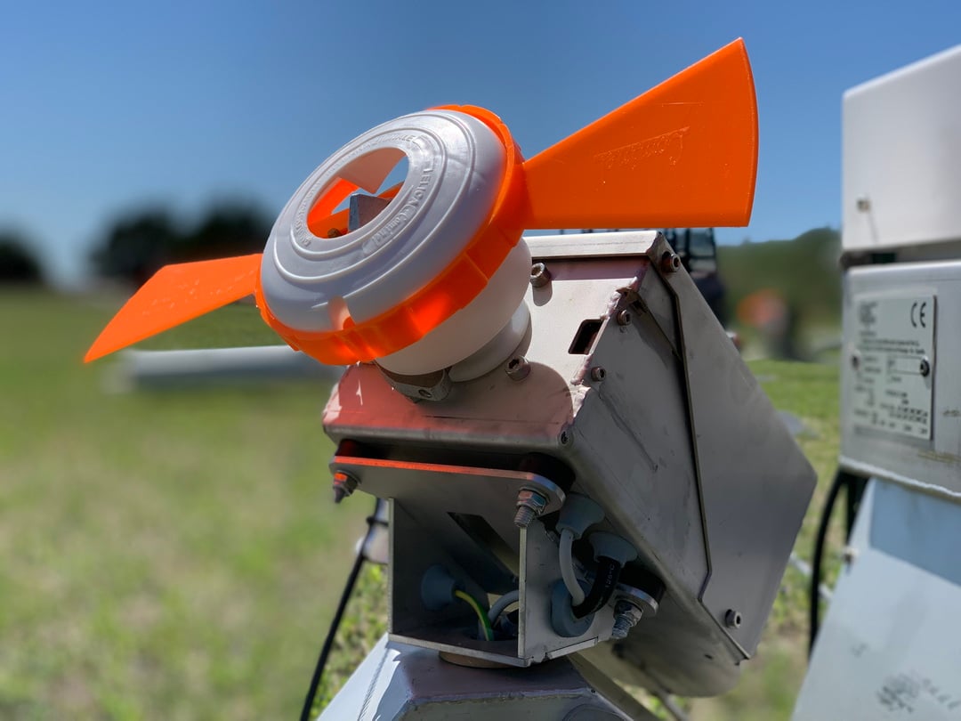 Helice target machine